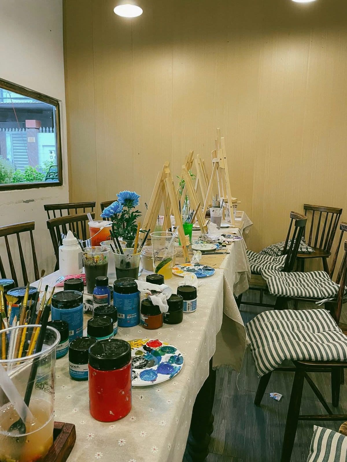 Painting Morning — Canvas & Tea